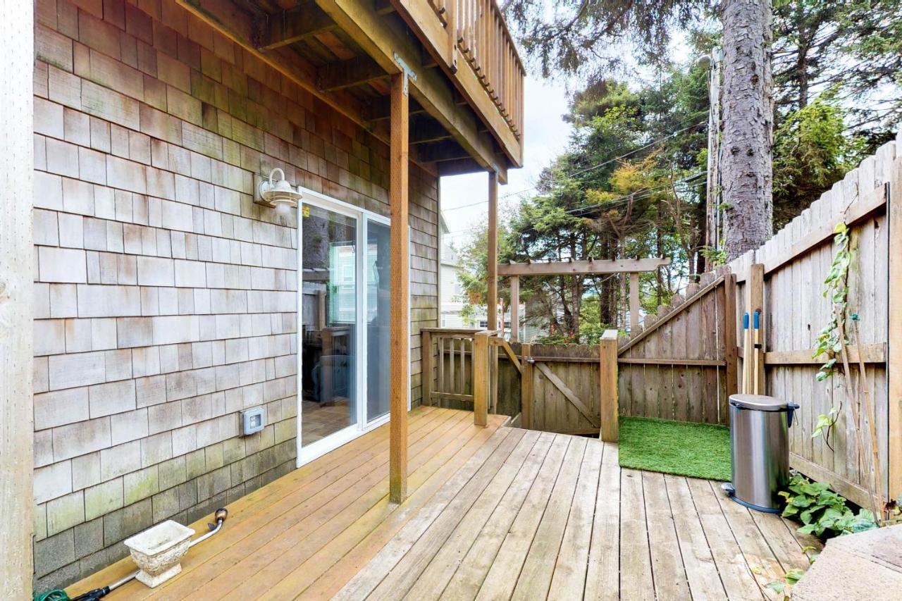 Beach House With A Park Lincoln City Exteriér fotografie